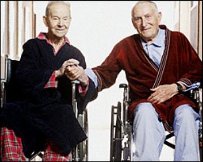 gay-older-couple1.jpg